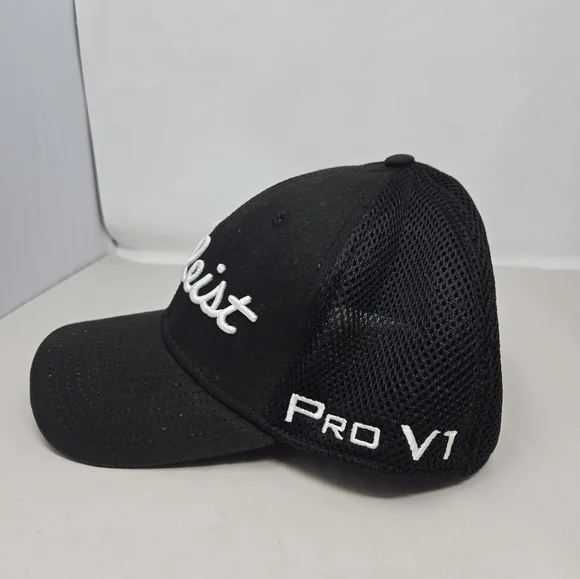 Titleist FJ Pro V1 Black Golfing Casual Hat Sz Med To Large White Lettering Mesh - Picture 2 of 9
